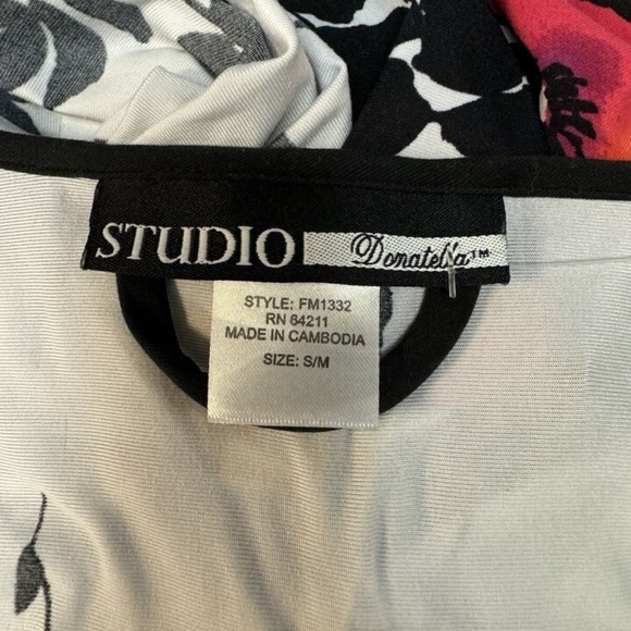 Donatella, Woman, Pajama set, 2pc, White-Black-Flowers, Sz M, kimono style.! - Picture 7 of 11